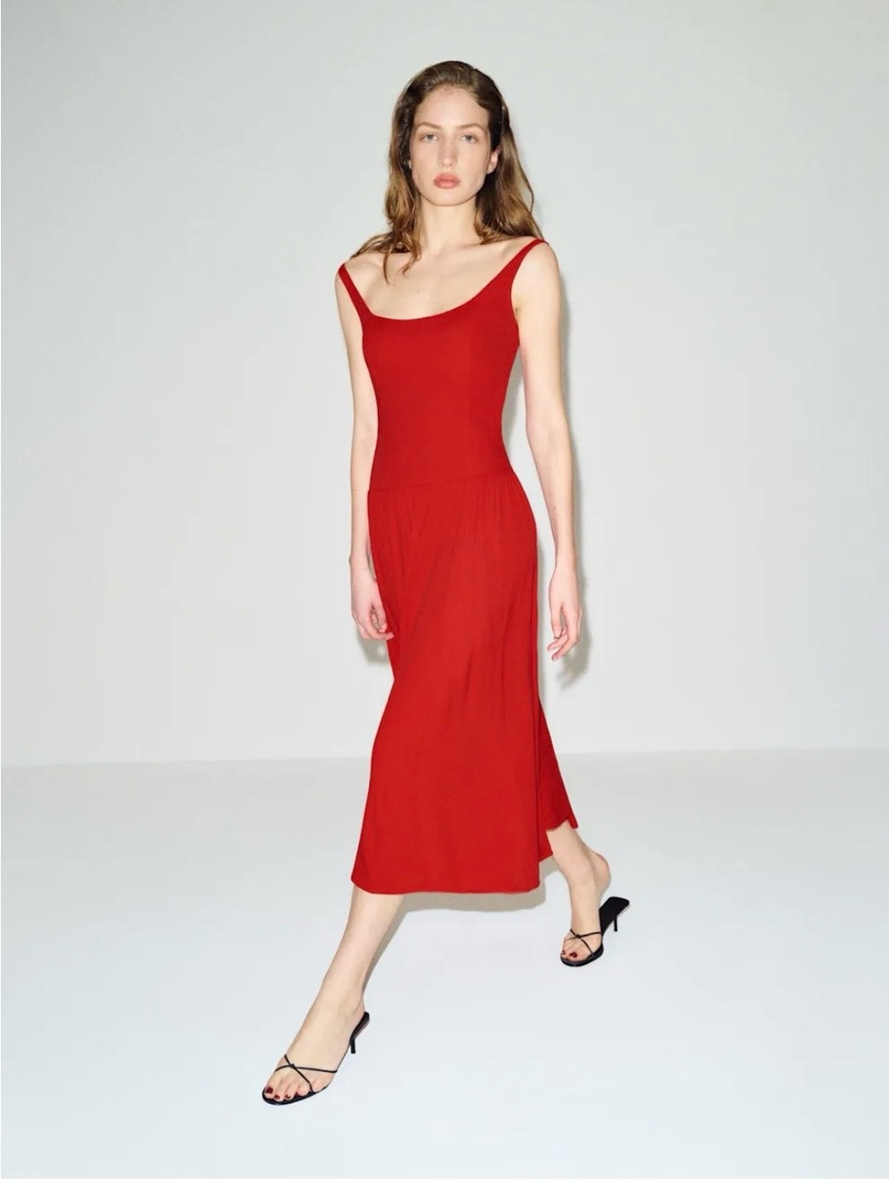 Reformation Bellarose Dress size 6 NWT sold out online